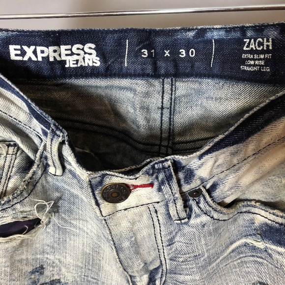 EXPRESS Men's Distressed Jeans "Zach" - Picture 8 of 8